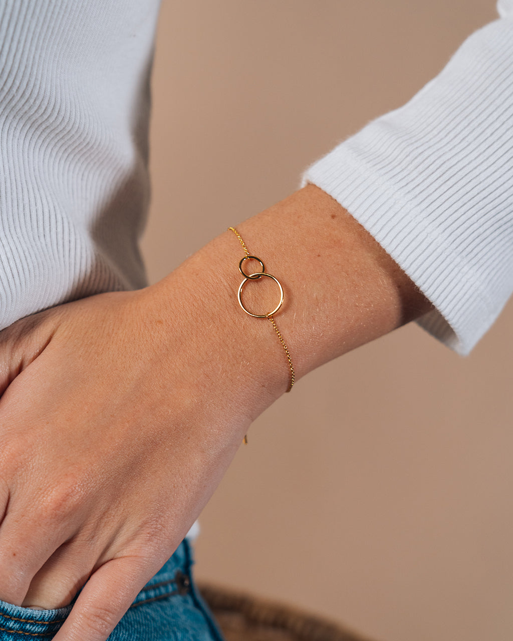 Sterling Silver Interlocking Circle Bracelet