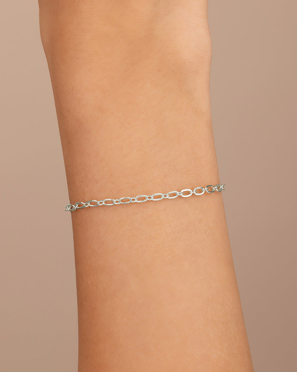 Delicate Link Bracelet
