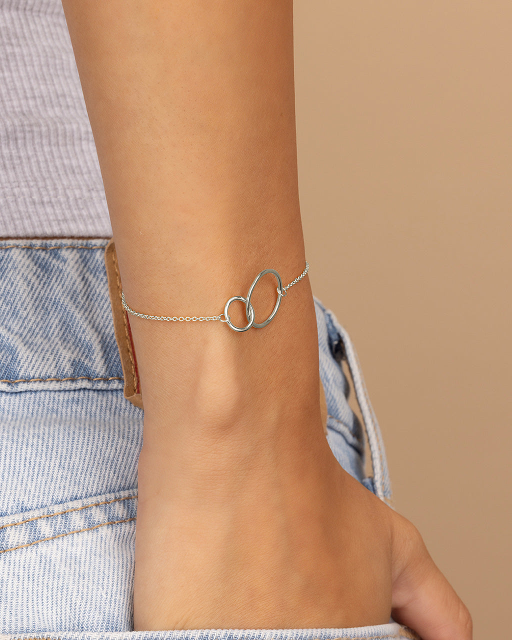 Sterling Silver Interlocking Circle Bracelet
