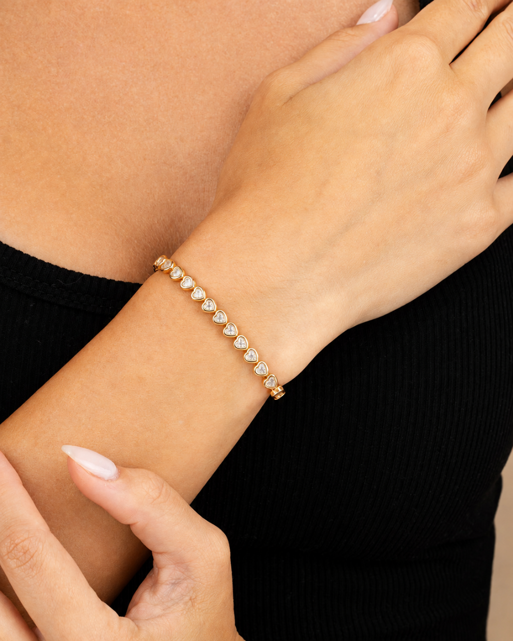Helene Heart Cut Tennis Bracelet