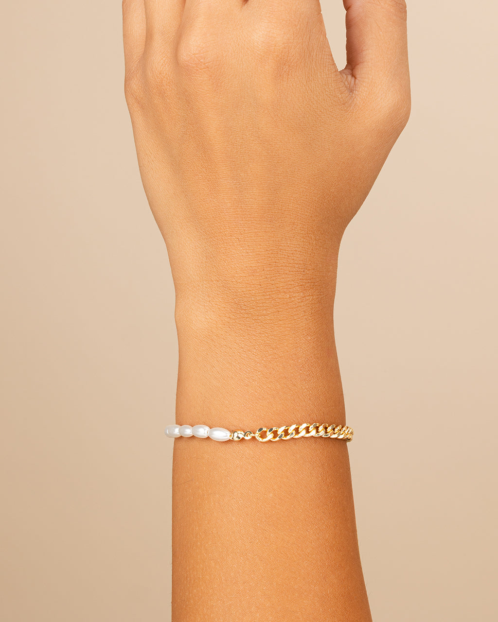 Nell Curb Chain & Pearl Bracelet
