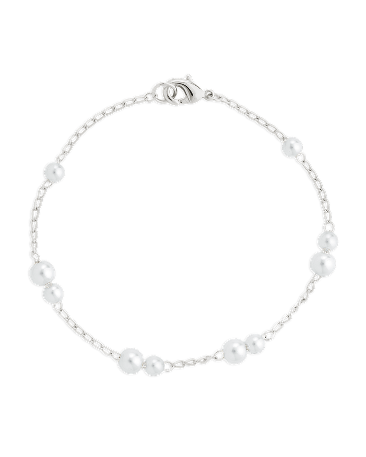 Tallulah Pearl Station Bracelet
