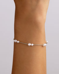 Tallulah Pearl Station Bracelet