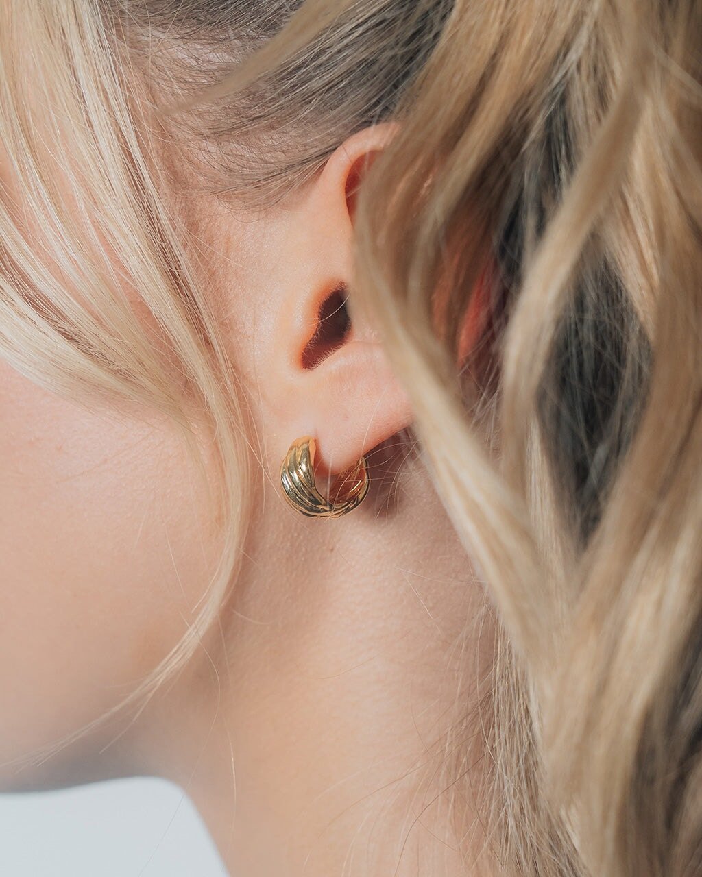 Bailey Twist Micro Hoop Earrings - Sterling Forever