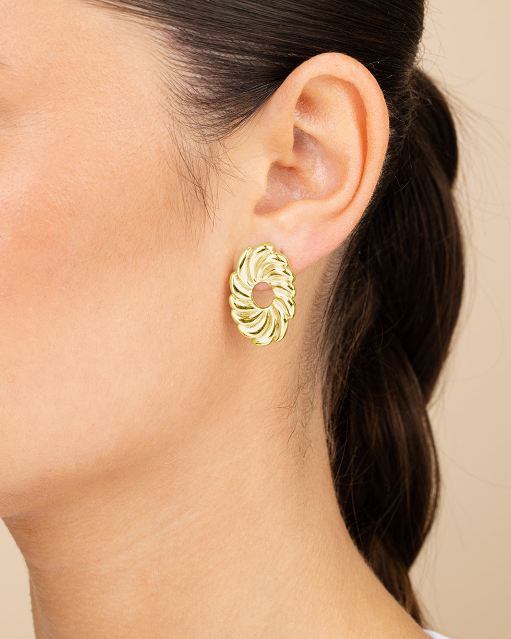 Moulinet Textured Circle Stud Earrings