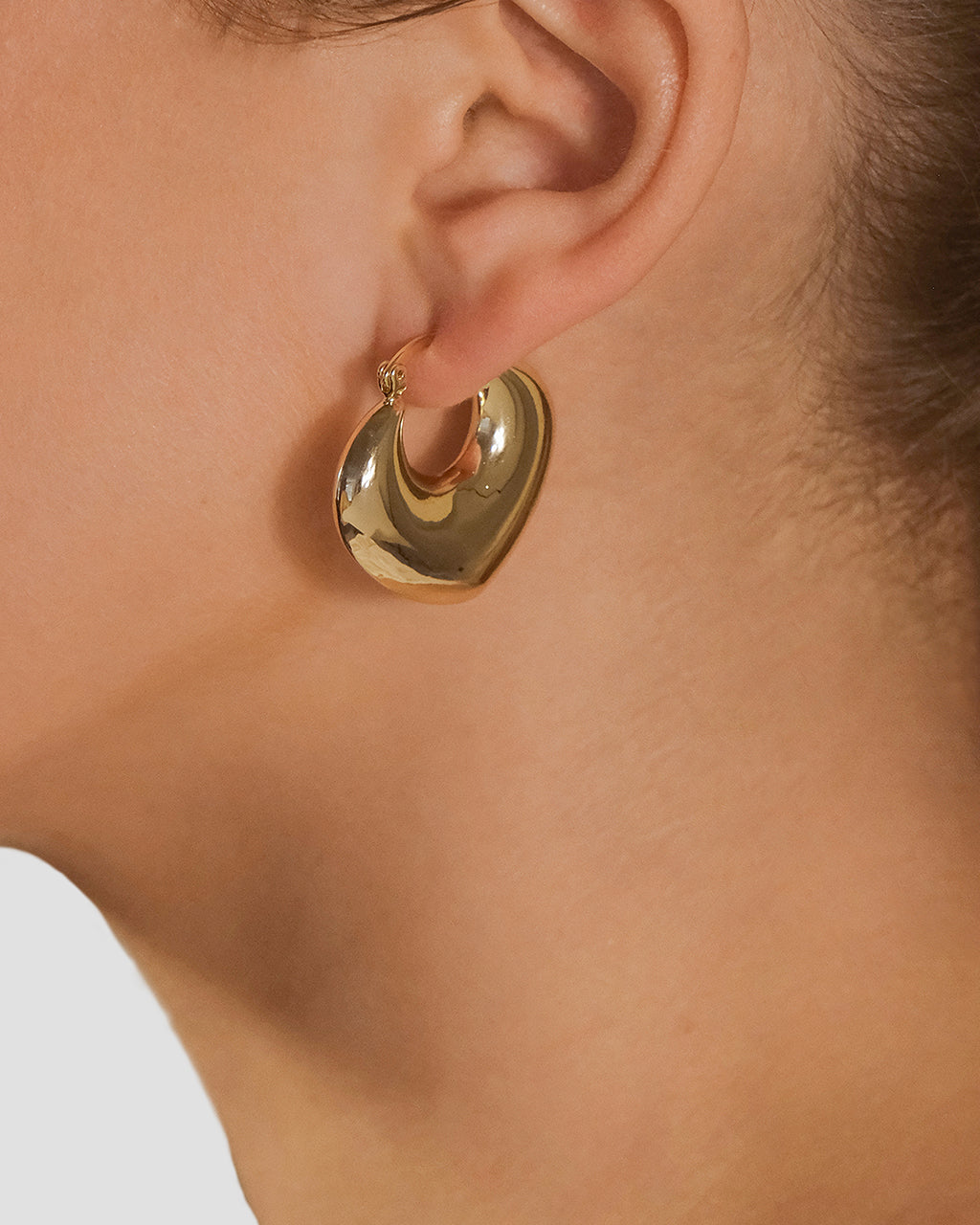 Kylie Chunky Tube Hoop Earrings