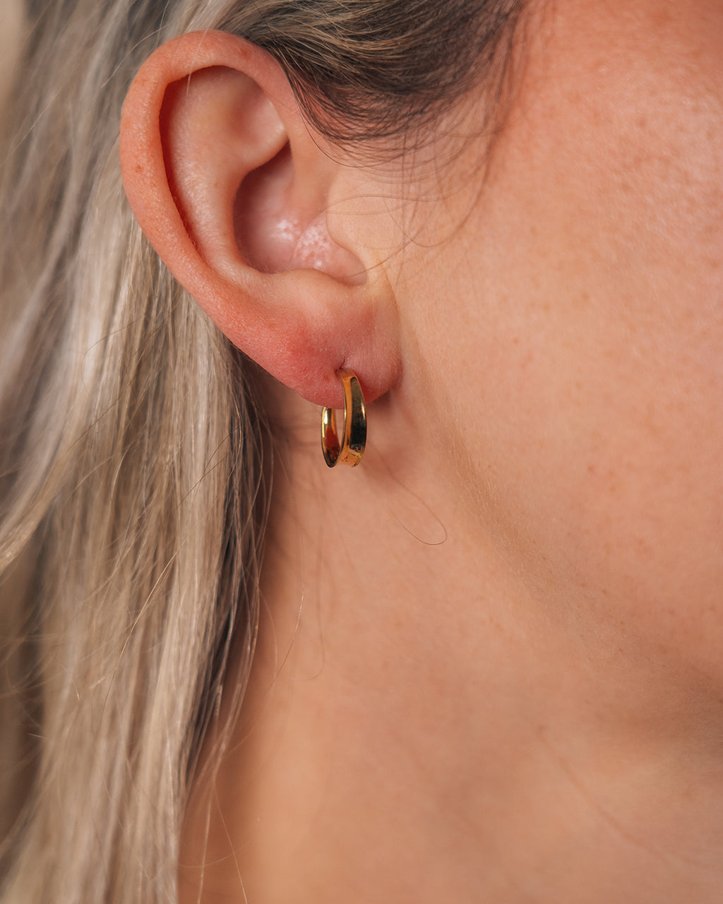 Sterling Silver Graduated Huggie Hoop Earrings