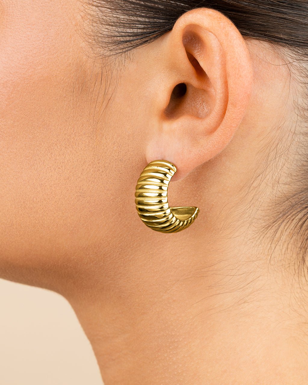Philippa Ribbed Huggie Hoop Earrings - Sterling Forever