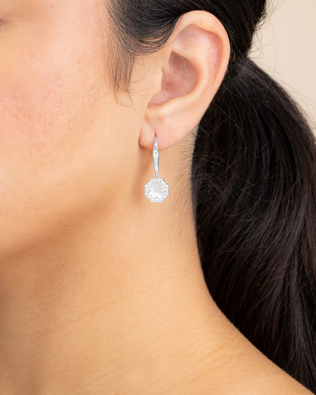 Bezel Frame Rose Petal Short Drop Earrings