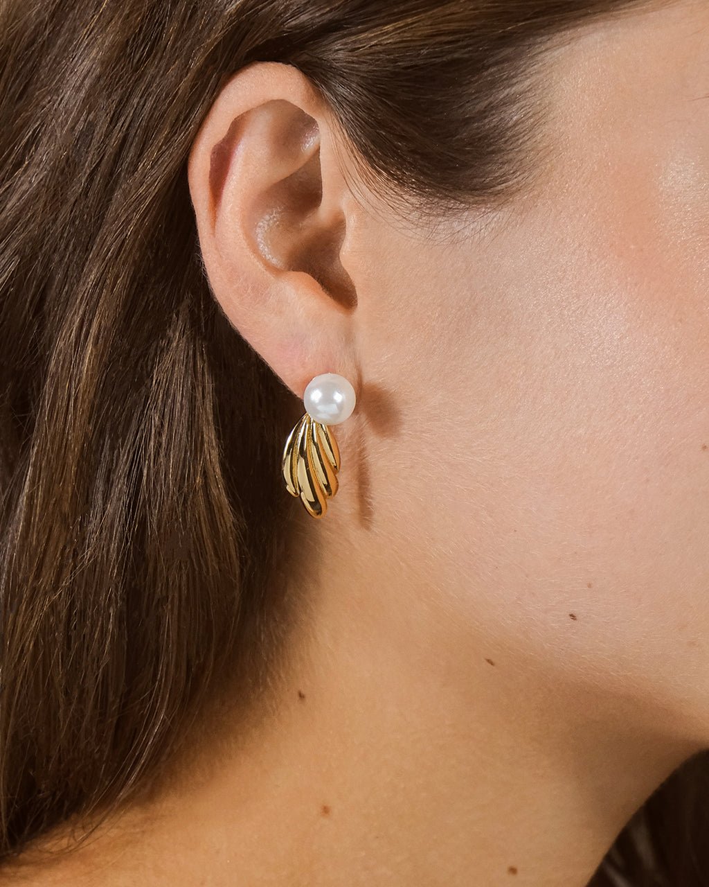 Chérie Pearl Shell Drop Stud Earrings - Sterling Forever