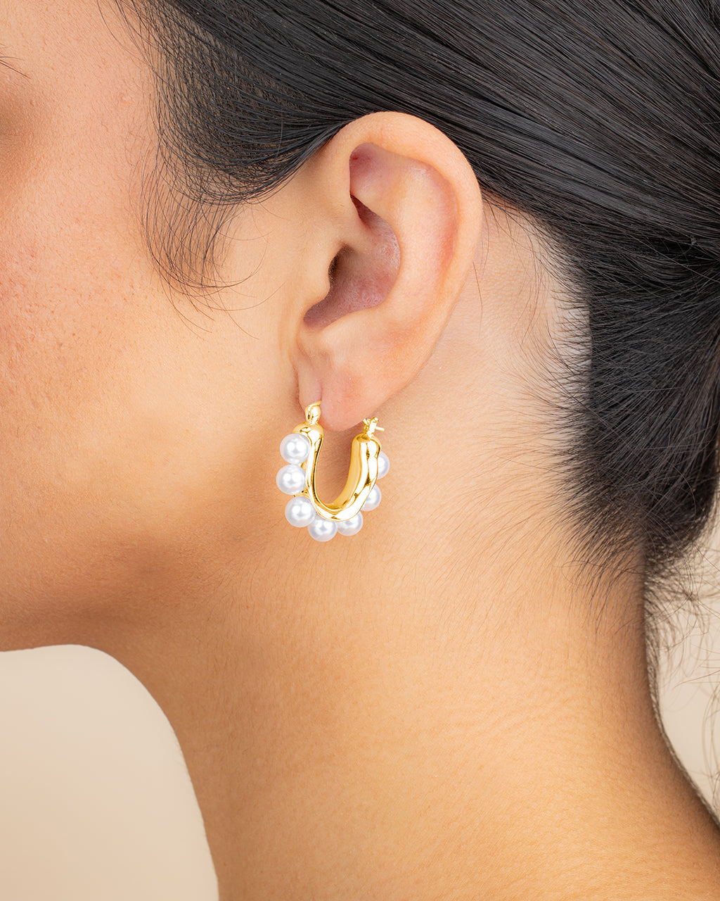 River Chunky Pearl Hoop Earrings