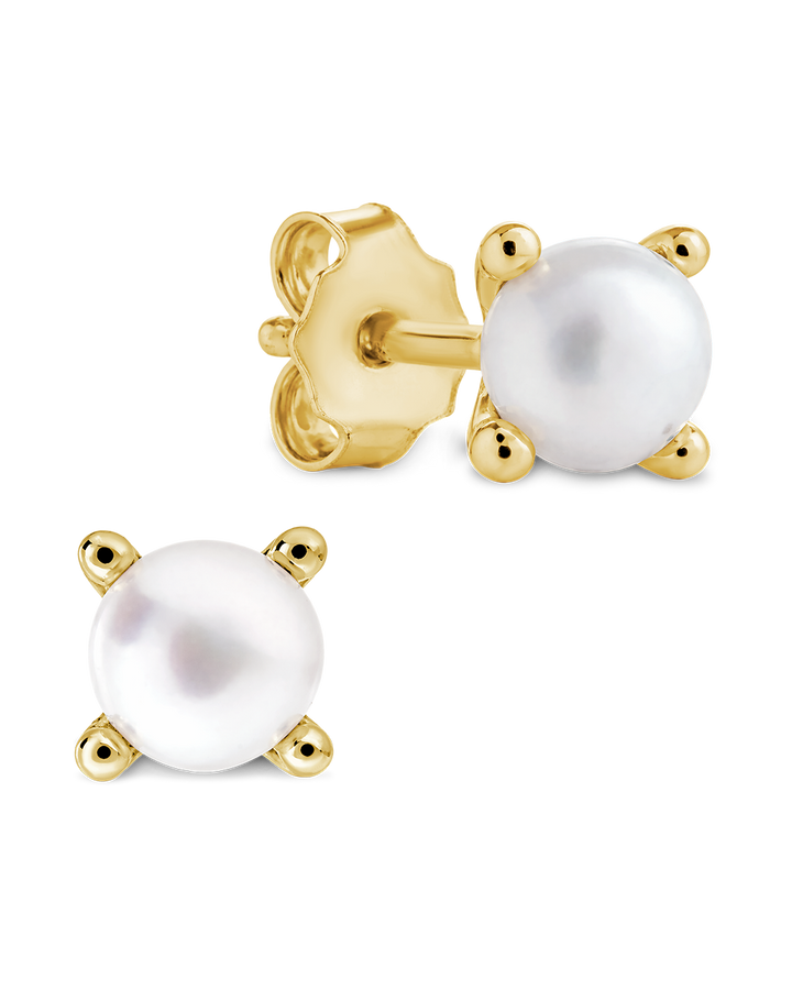 Judy Pearl Studs