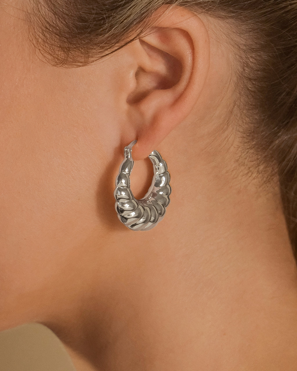 Melody Ribbed Oversized Hoop Earrings