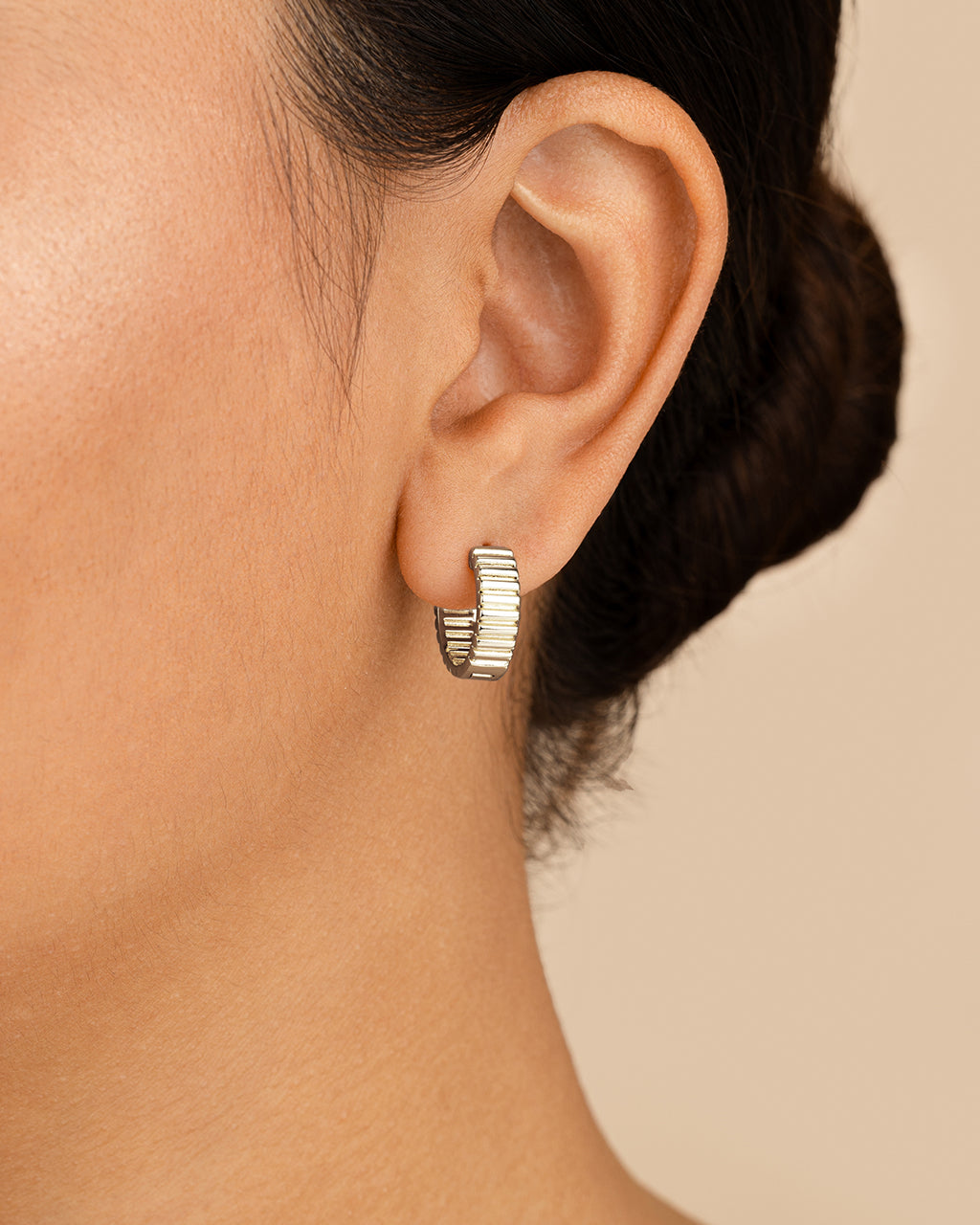 Lila Ribbed Micro Hoop Earrings