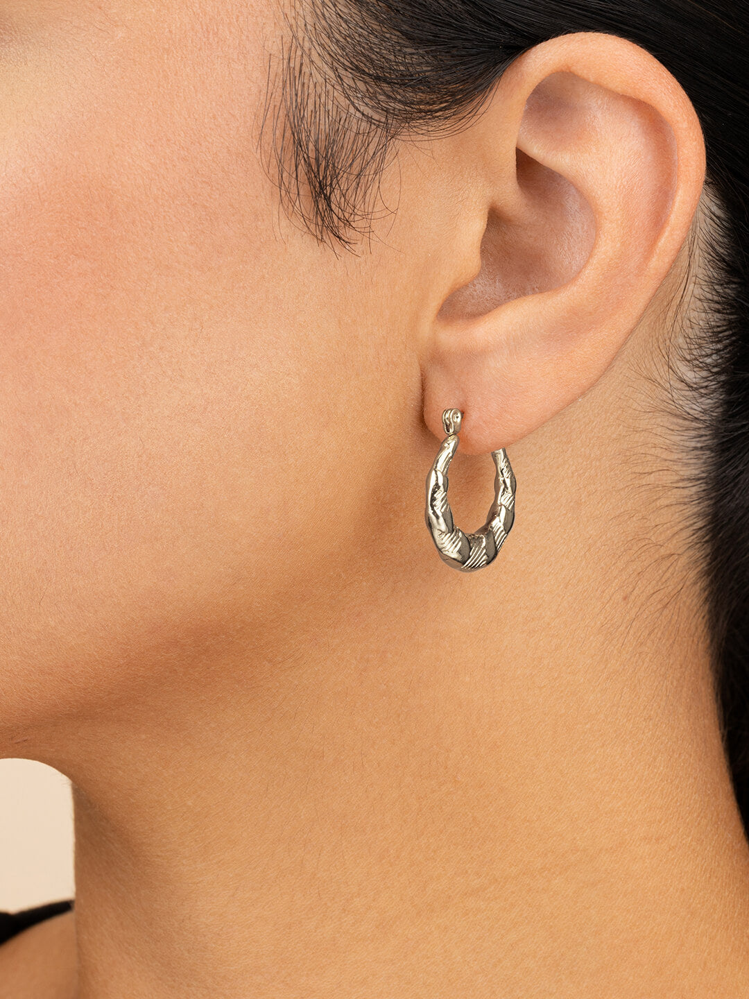 Amaryllis Brushed Hollow Hoop Earrings