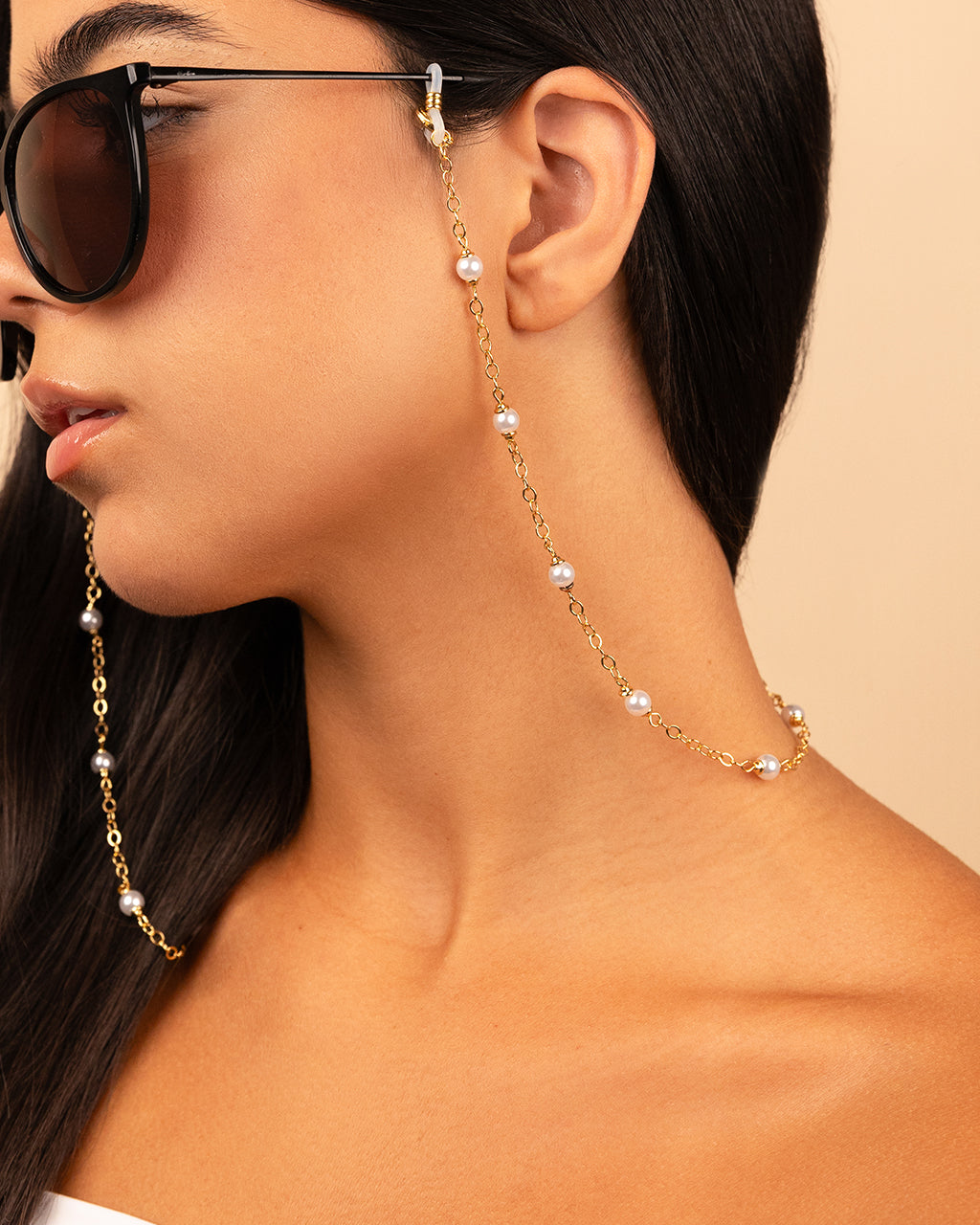 Stationed Pearl Sunglass Chain