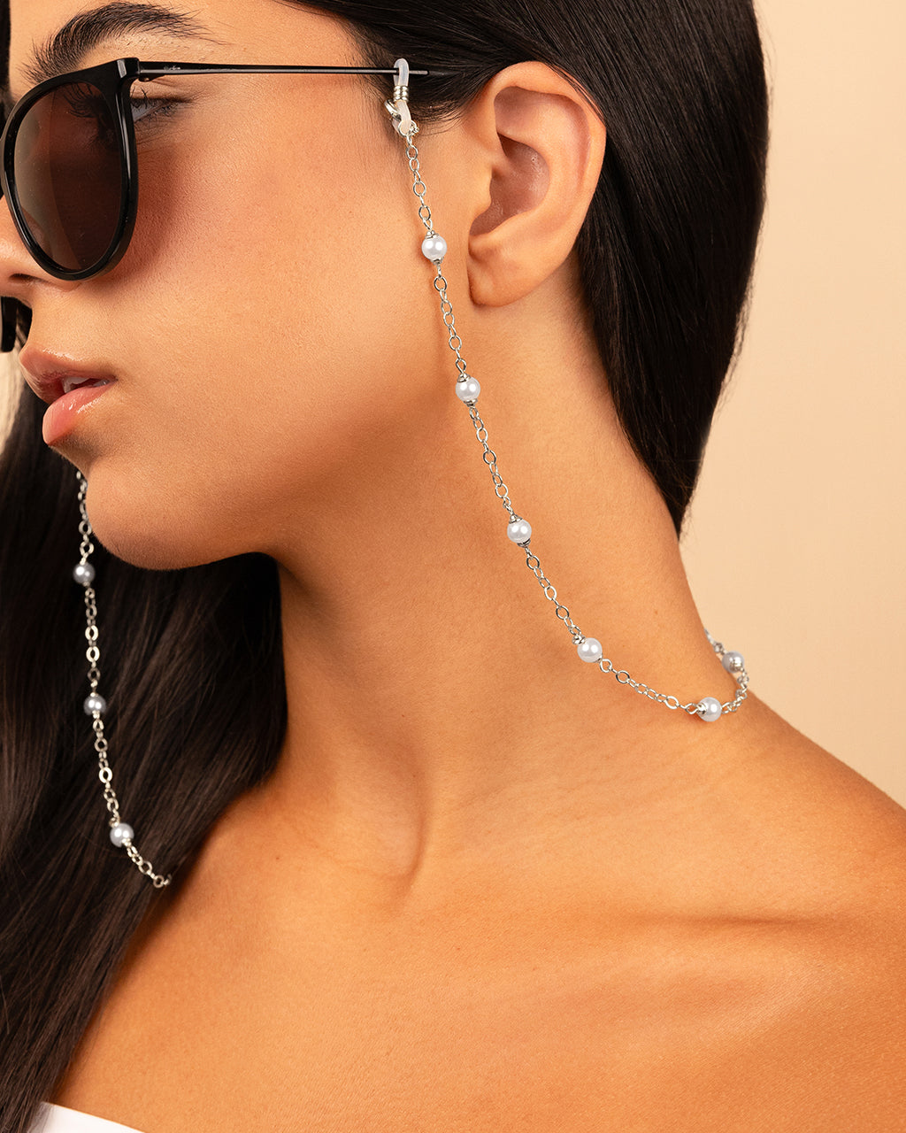 Stationed Pearl Sunglass Chain
