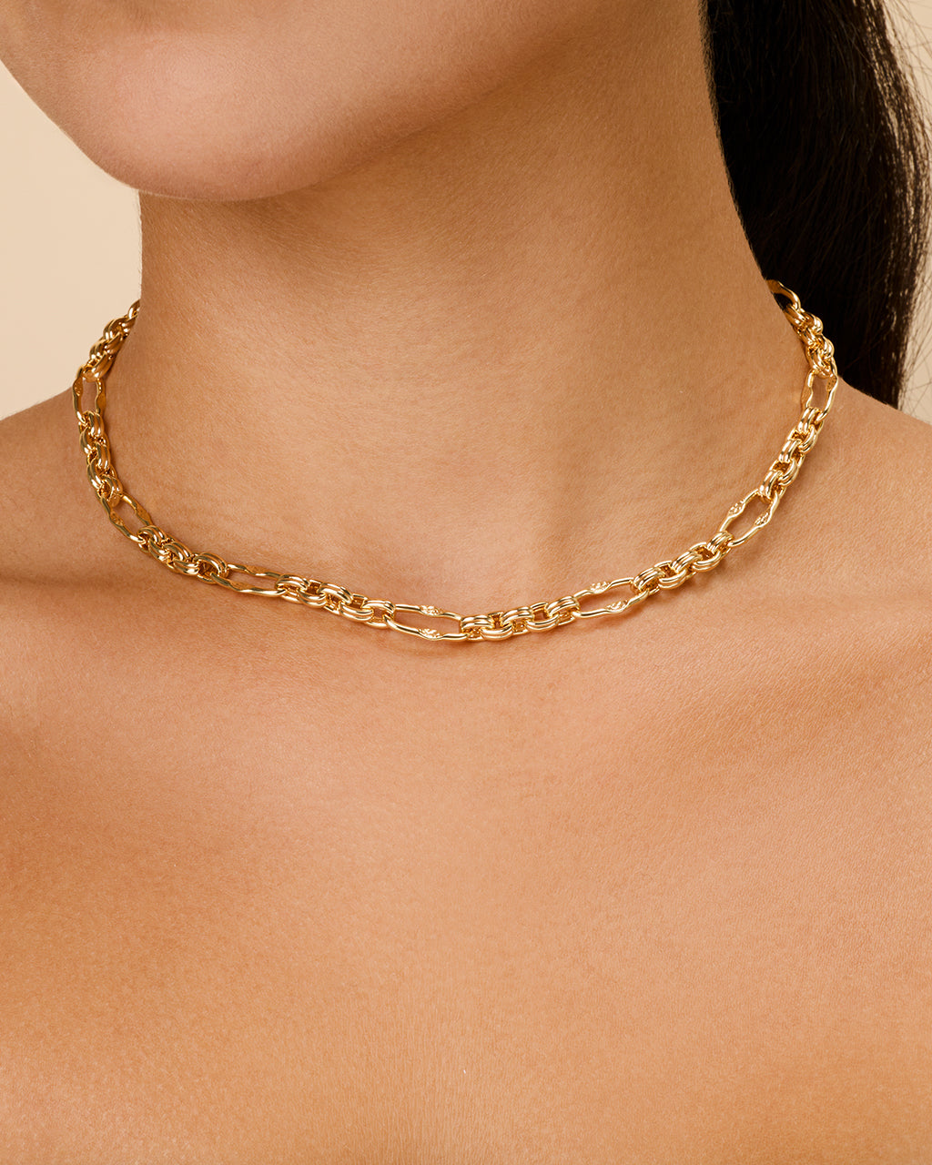 Tegan Textured Long Link Necklace