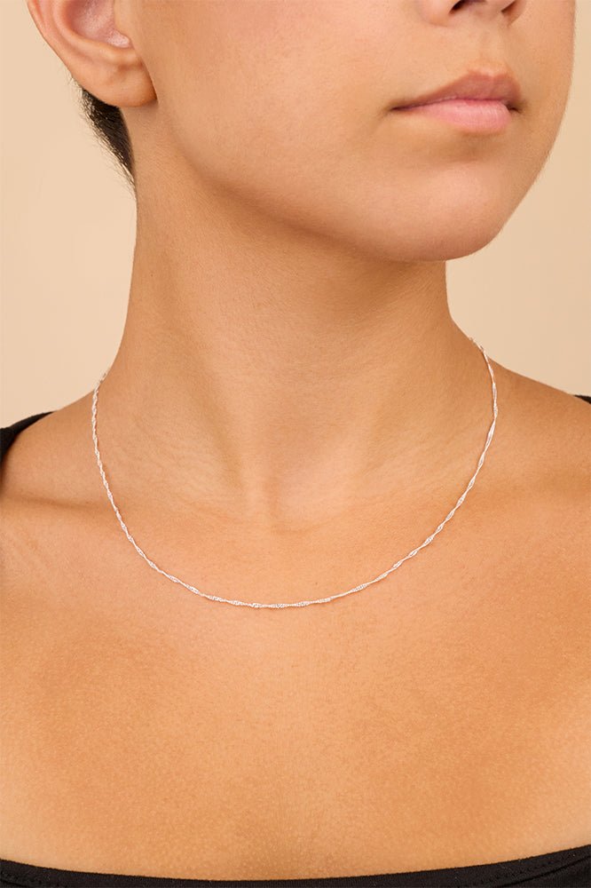 Sterling Silver Janina Delicate Twisted Chain Necklace – Sterling