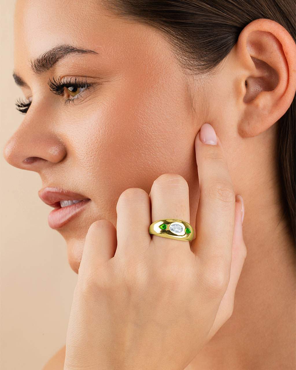 Sterling Silver Triple-Stone Tapered Dome Ring