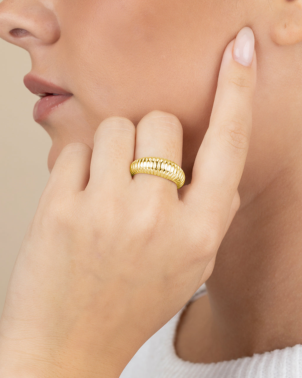Ribbed Open Bombe Ring