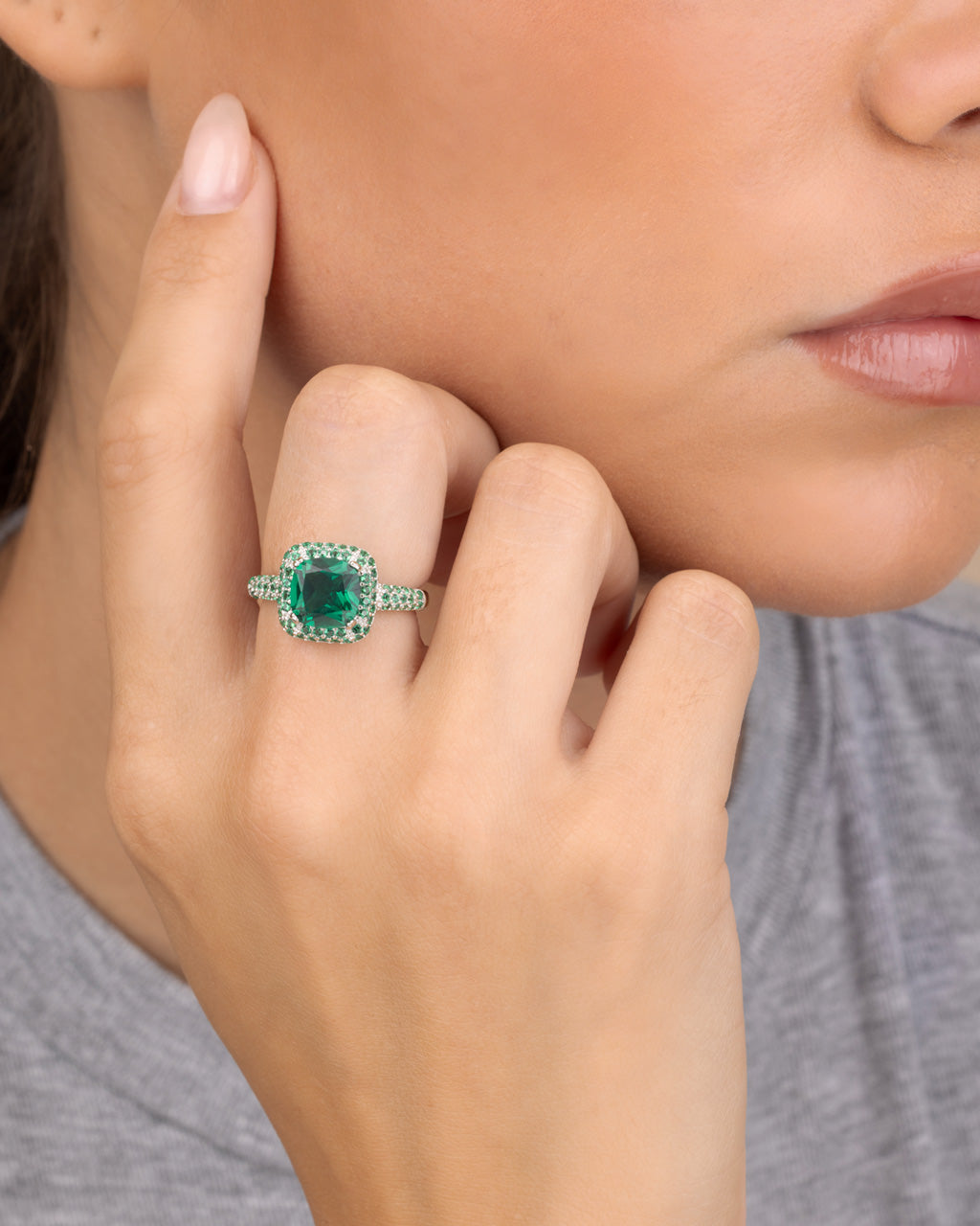 Sterling Silver Emerald CZ Legacy Ring