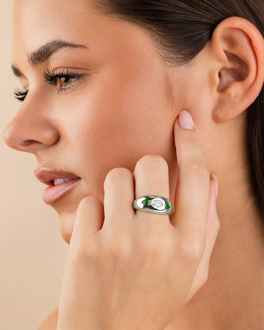 Sterling Silver Triple-Stone Tapered Dome Ring