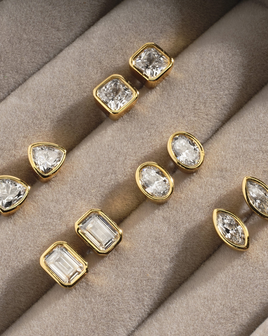 Studs Mystery Bundle & Jewelry Case