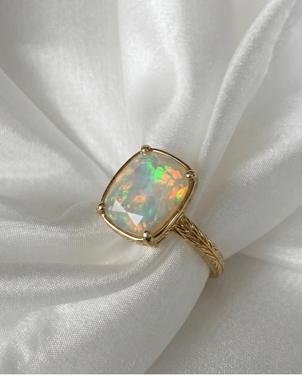 Cocktail Ring - Opal