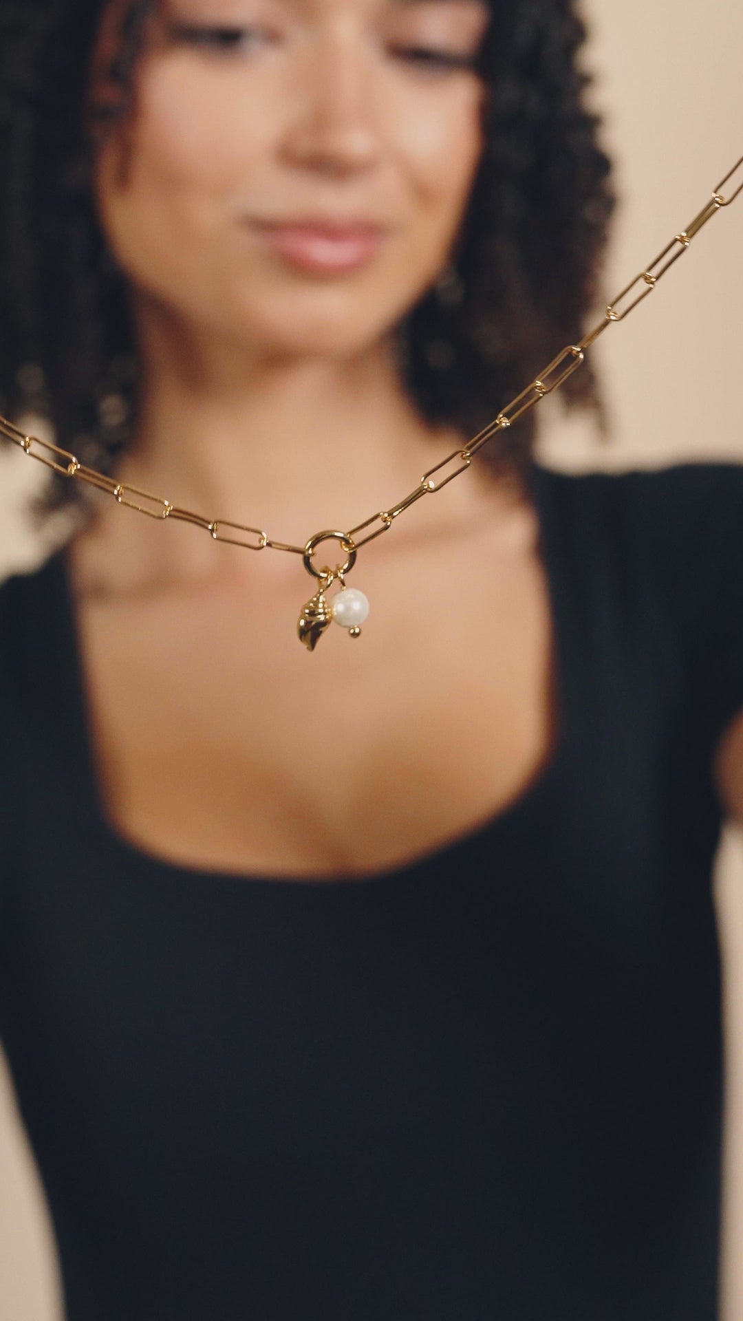 最も 割引 Beverly Pearl Forever Sterling – Necklace Charm Shell & シルバー