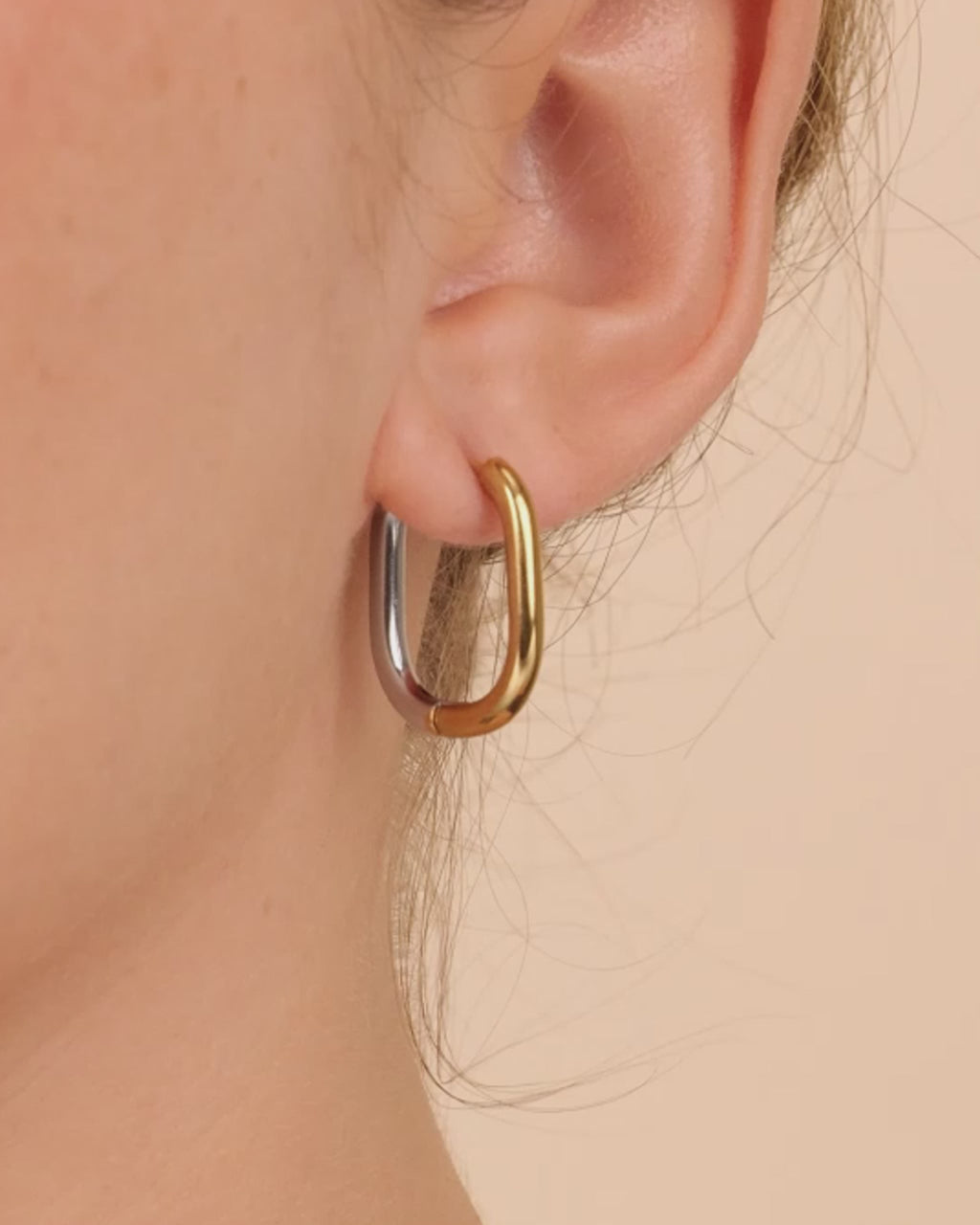 Dafne Dual Tone Oval Hoops