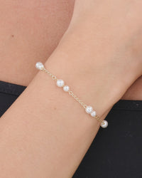 Tallulah Pearl Station Bracelet
