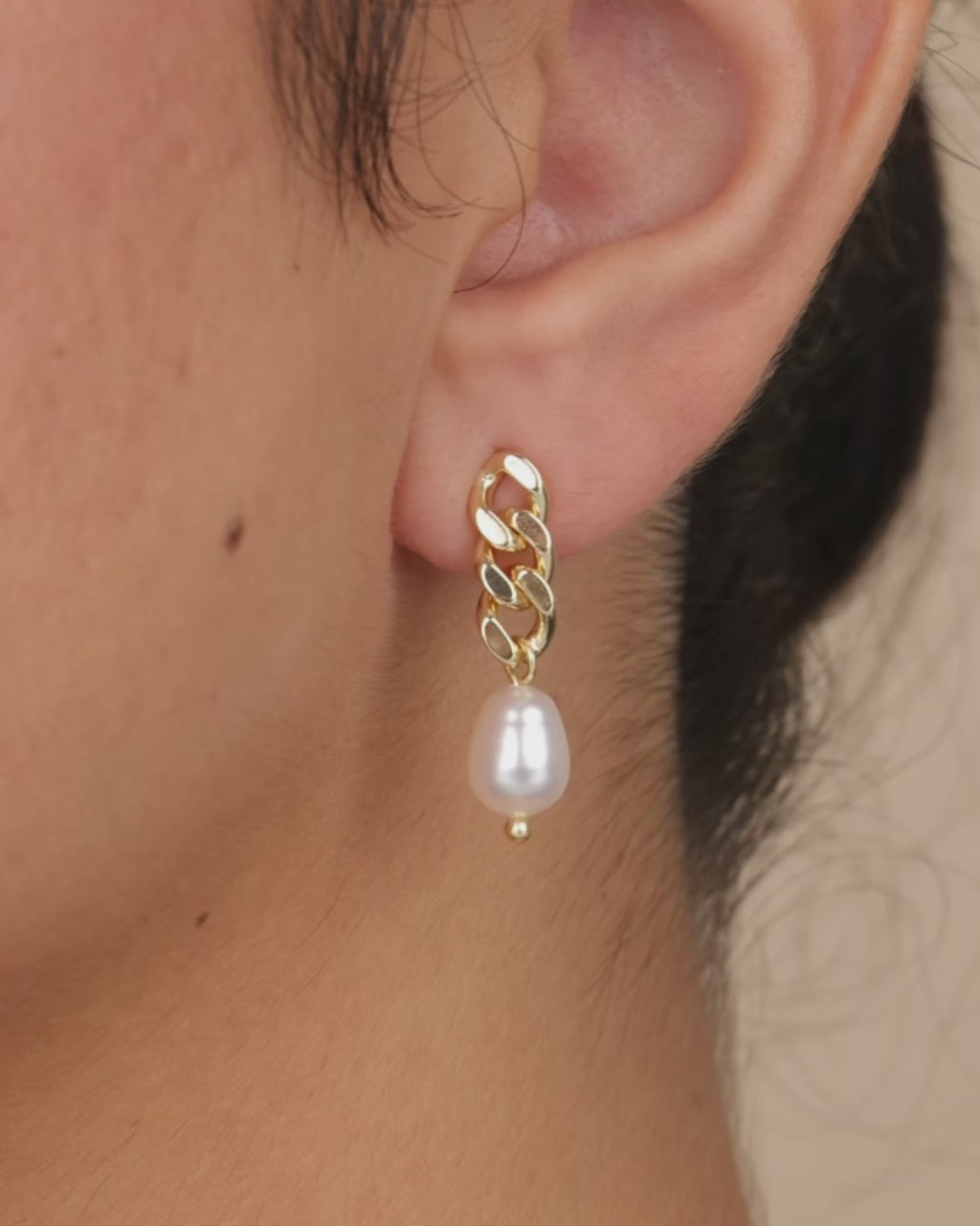 Hana Chain Drop Pearl Earrings