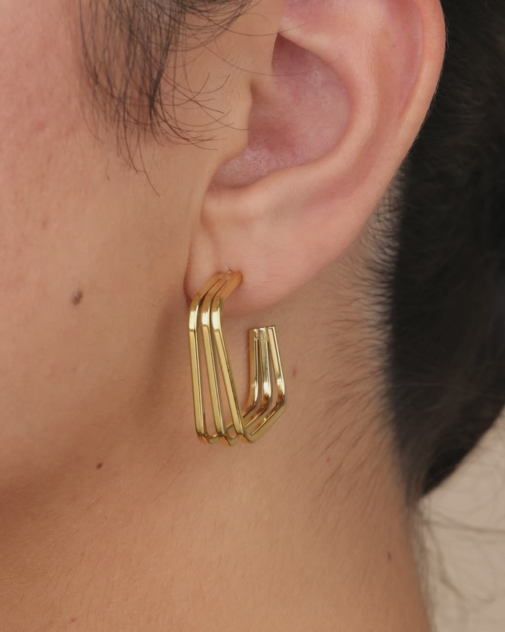 Square Prong Davina Hoop