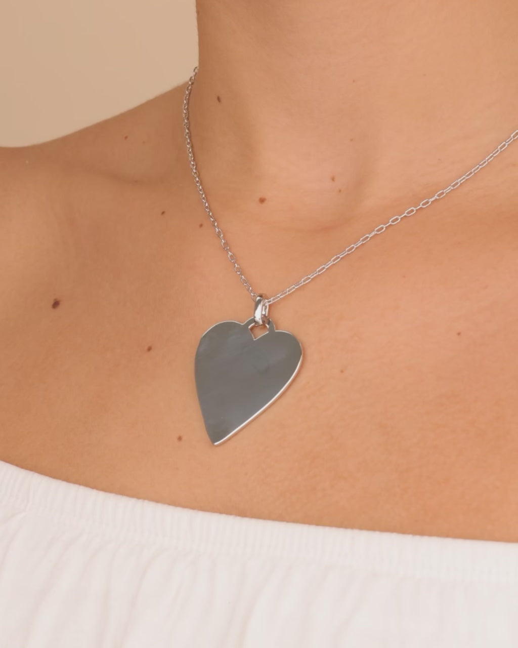 Rita Polished Heart Statement Necklace