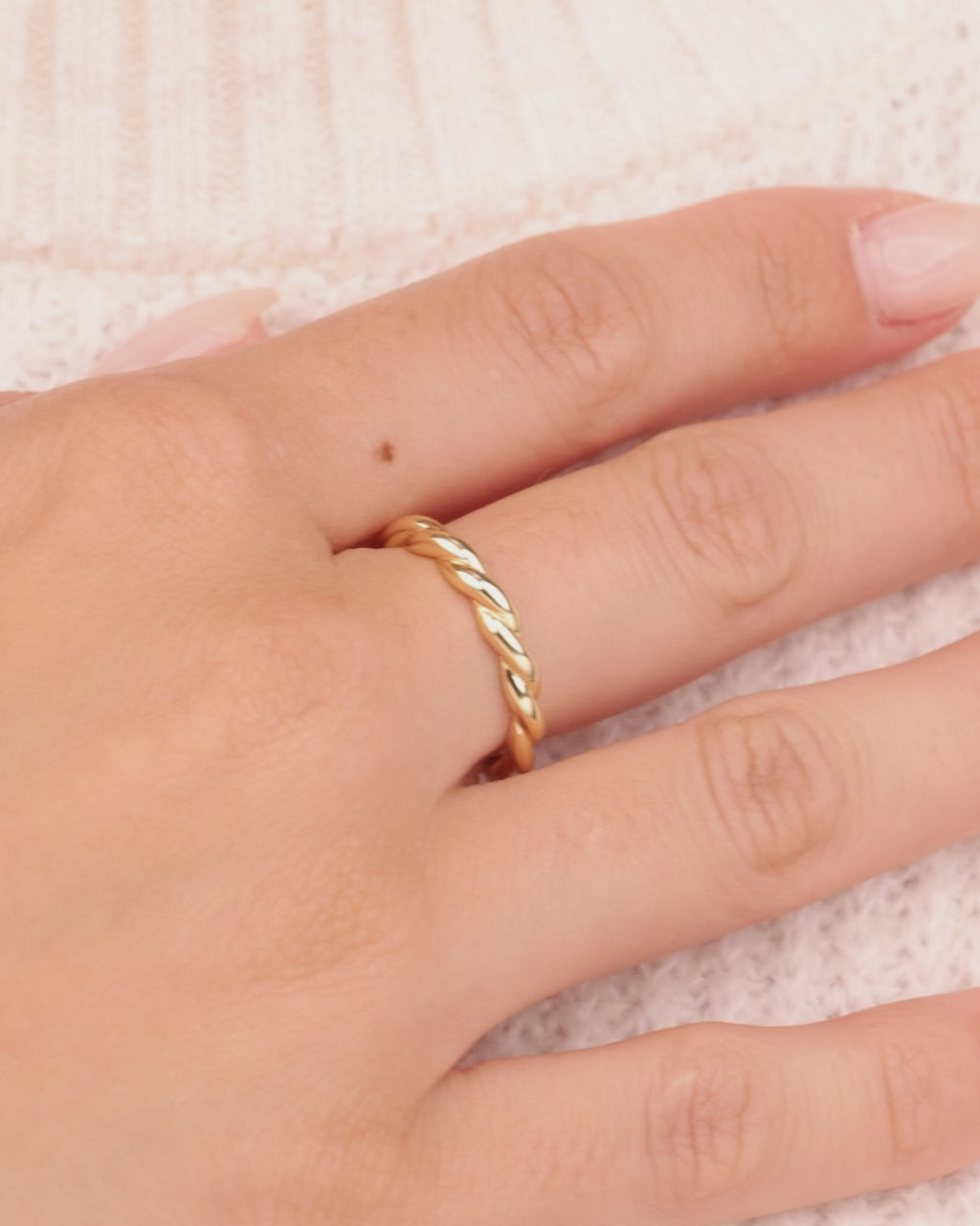 Sterling Silver Nixie Twist Band Ring