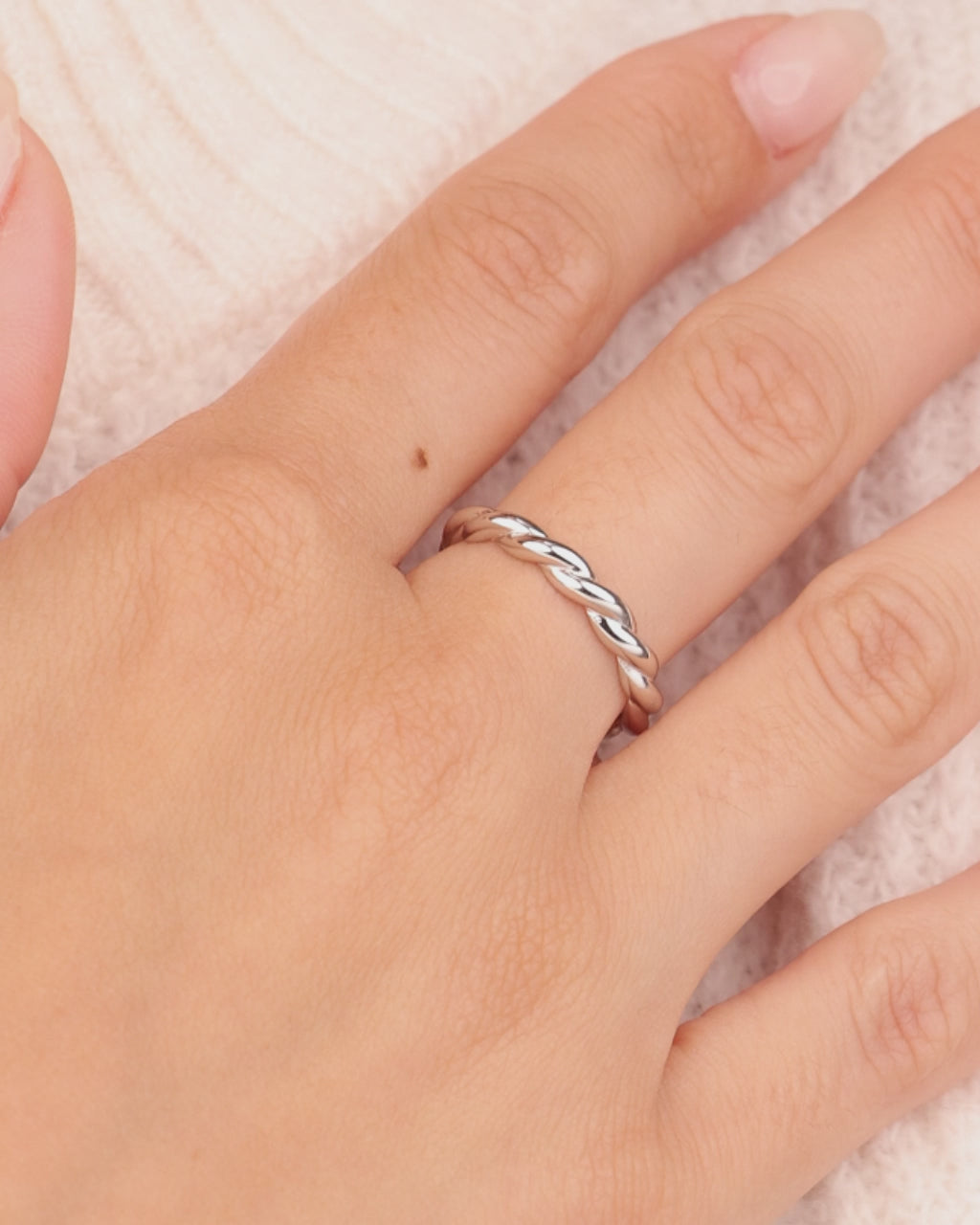 Sterling Silver Nixie Twist Band Ring