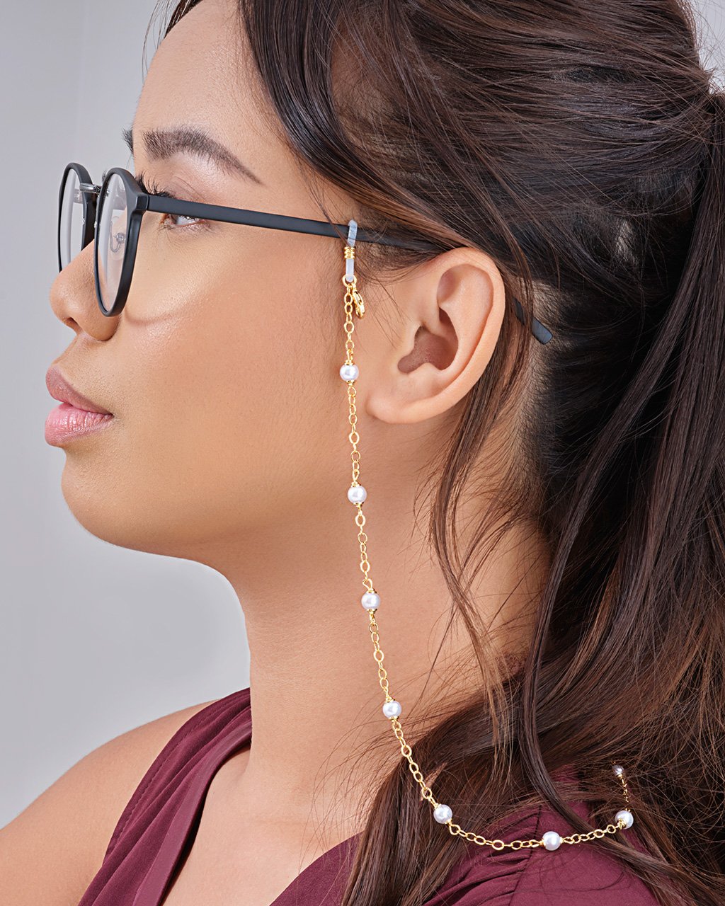 Stationed Pearl Glasses Chain