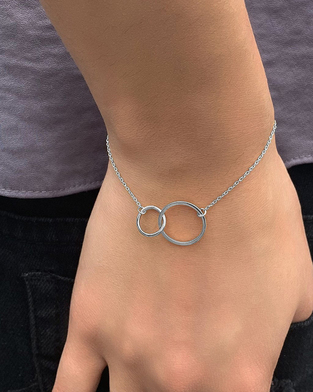 Sterling Silver Interlocking Circle Bracelet - Sterling Forever